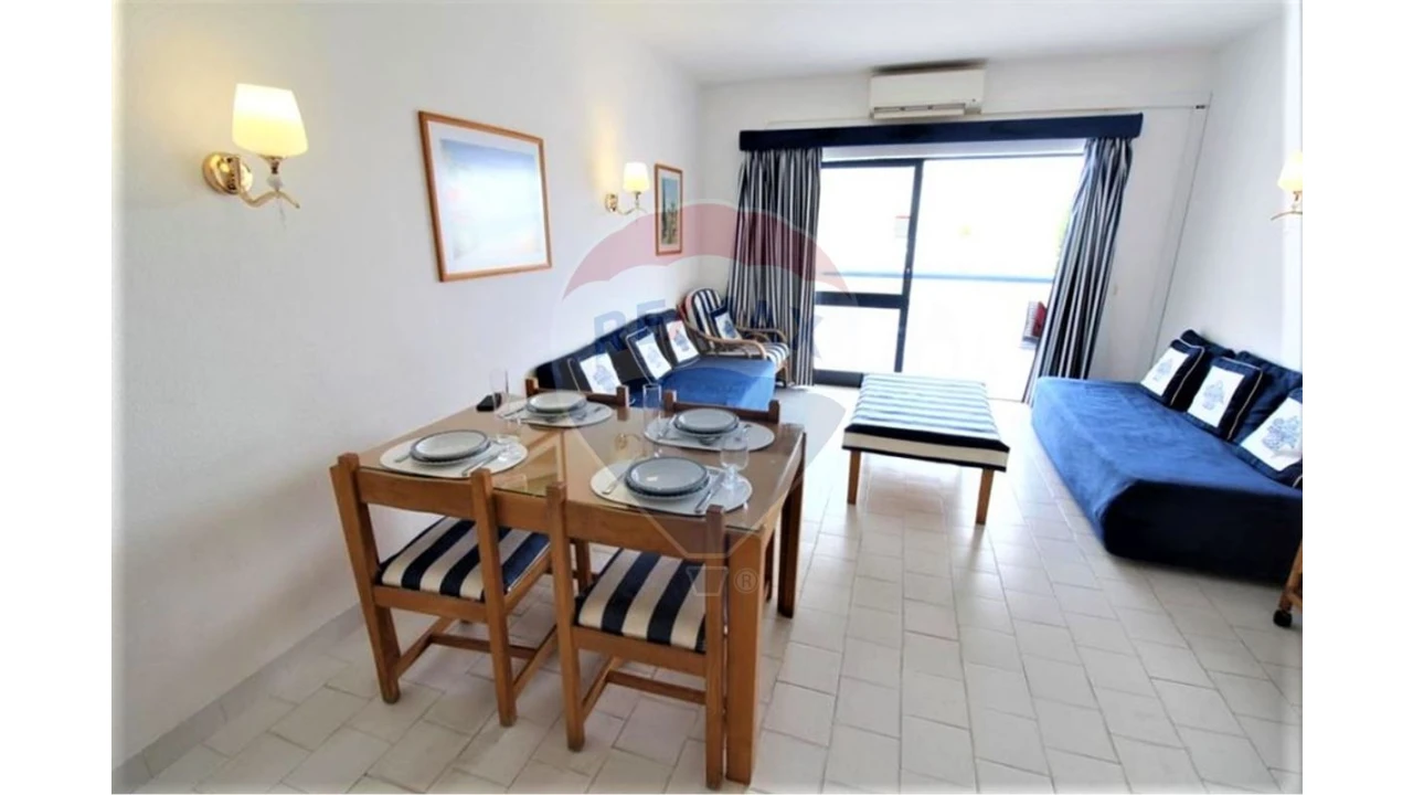 Apartamento T1 para Venda em Albufeira e Olhos de Água Foto 10