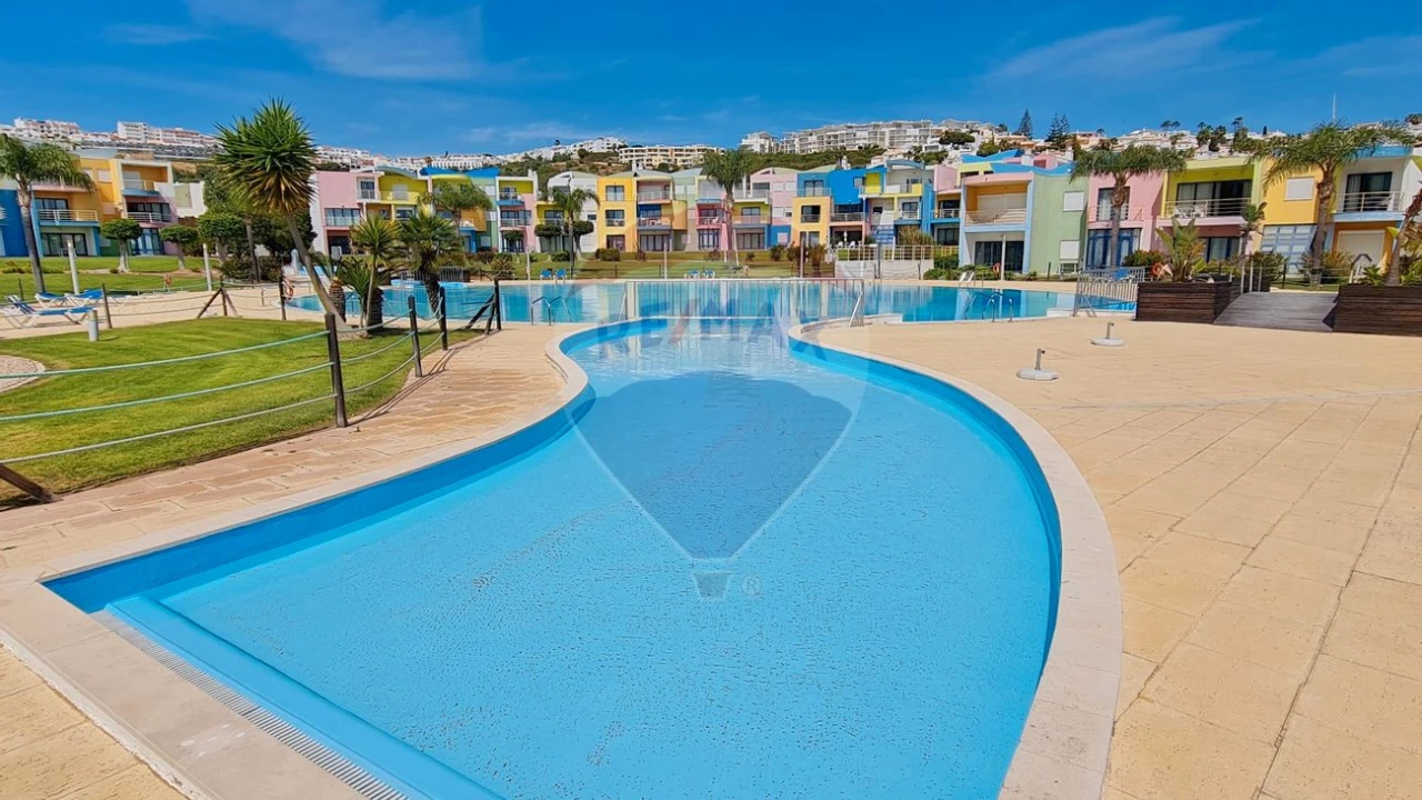 Apartamento T3 para Venda em Albufeira e Olhos de Água Foto 1