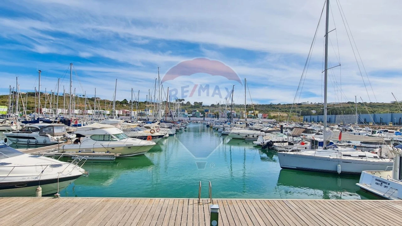 Apartamento T3 para Venda em Albufeira e Olhos de Água Foto 24