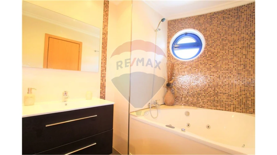 Apartamento T3 para Venda em Albufeira e Olhos de Água Foto 11