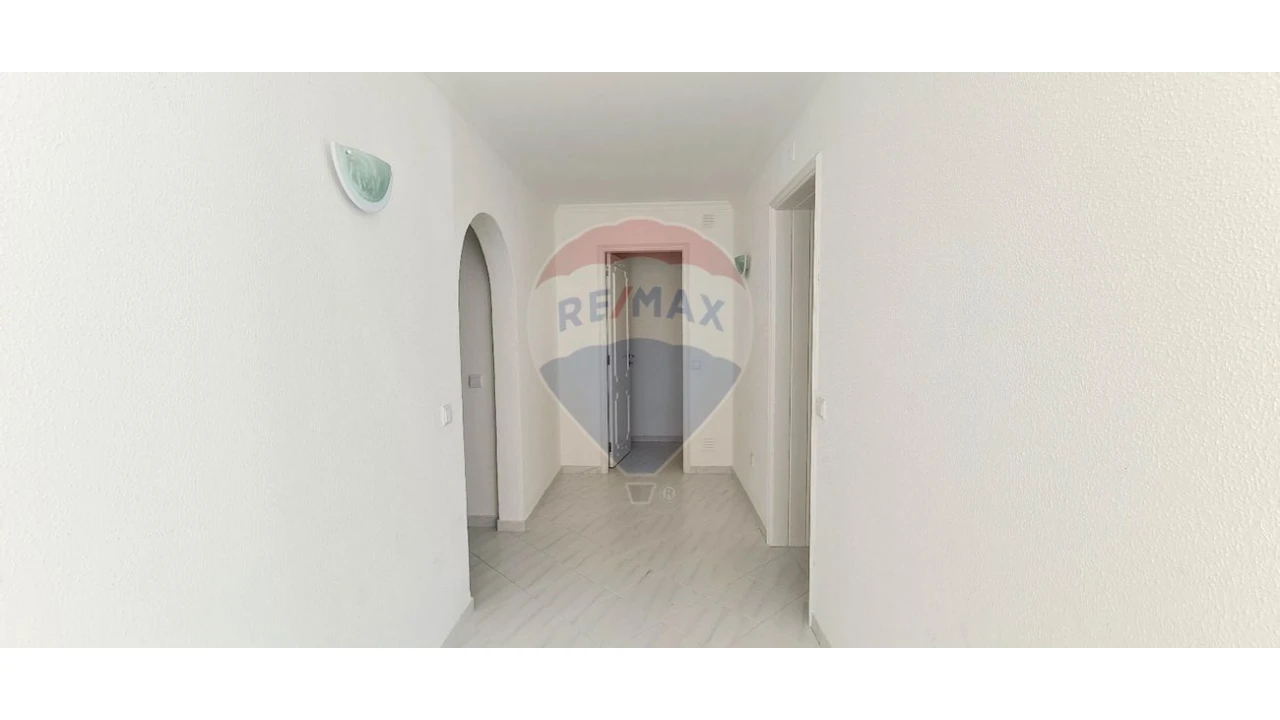 Loja para Venda em Albufeira e Olhos de Água Foto 3