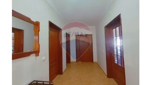 Moradia T4 para Venda em Paderne