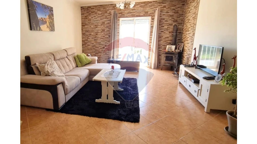 Moradia T4 para Venda em Paderne Foto 5