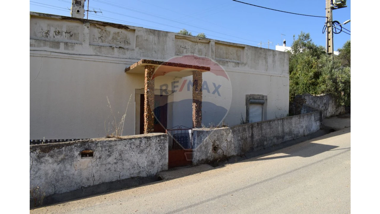 Moradia T2 para Venda em Loule (São Clemente) Foto 1