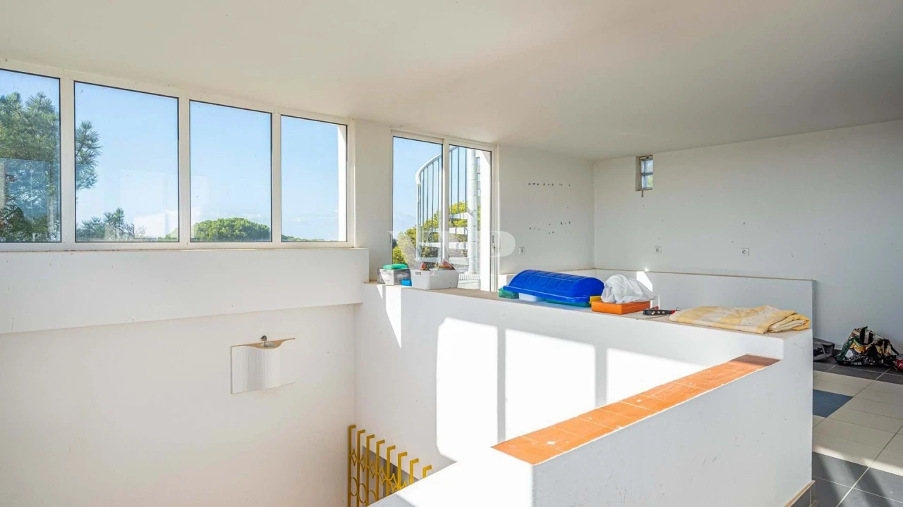 Moradia T4 para Venda em Albufeira e Olhos de Água Foto 11