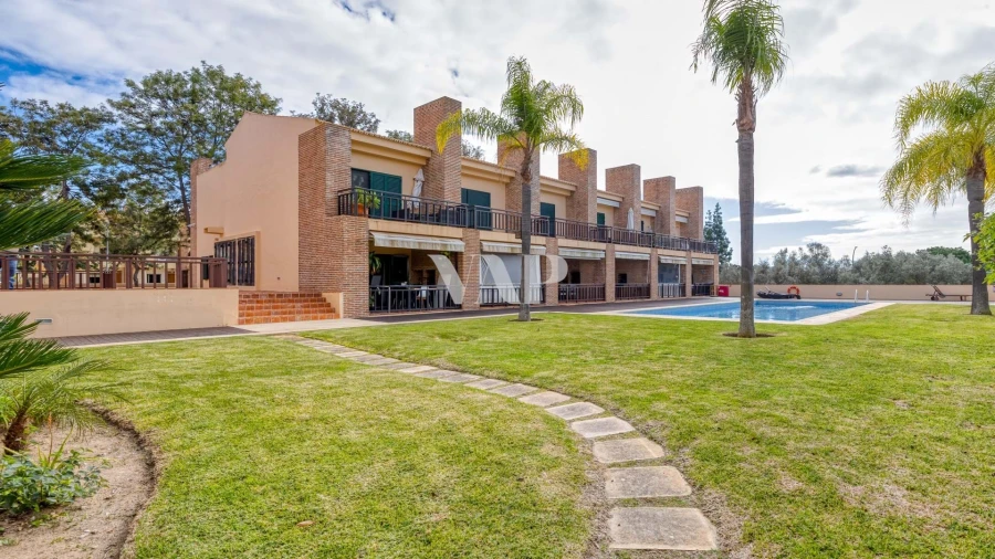 Apartamento T2 para Venda em Quarteira Foto 27