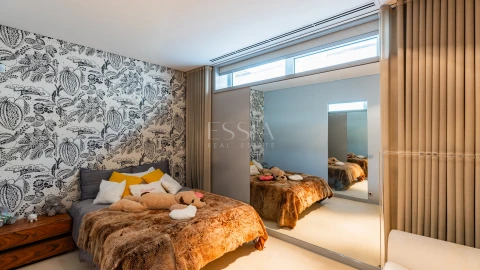 Apartamento T3 para Venda em Lordelo do Ouro e Massarelos