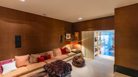 Apartamento T3 para Venda em Lordelo do Ouro e Massarelos