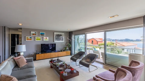 Apartamento T3 para Venda em Lordelo do Ouro e Massarelos