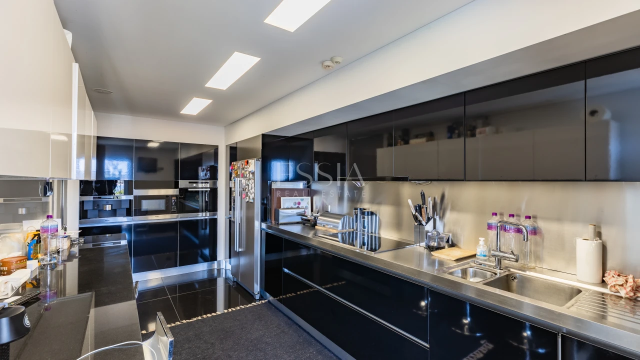 Apartamento T3 para Venda em Lordelo do Ouro e Massarelos Foto 15