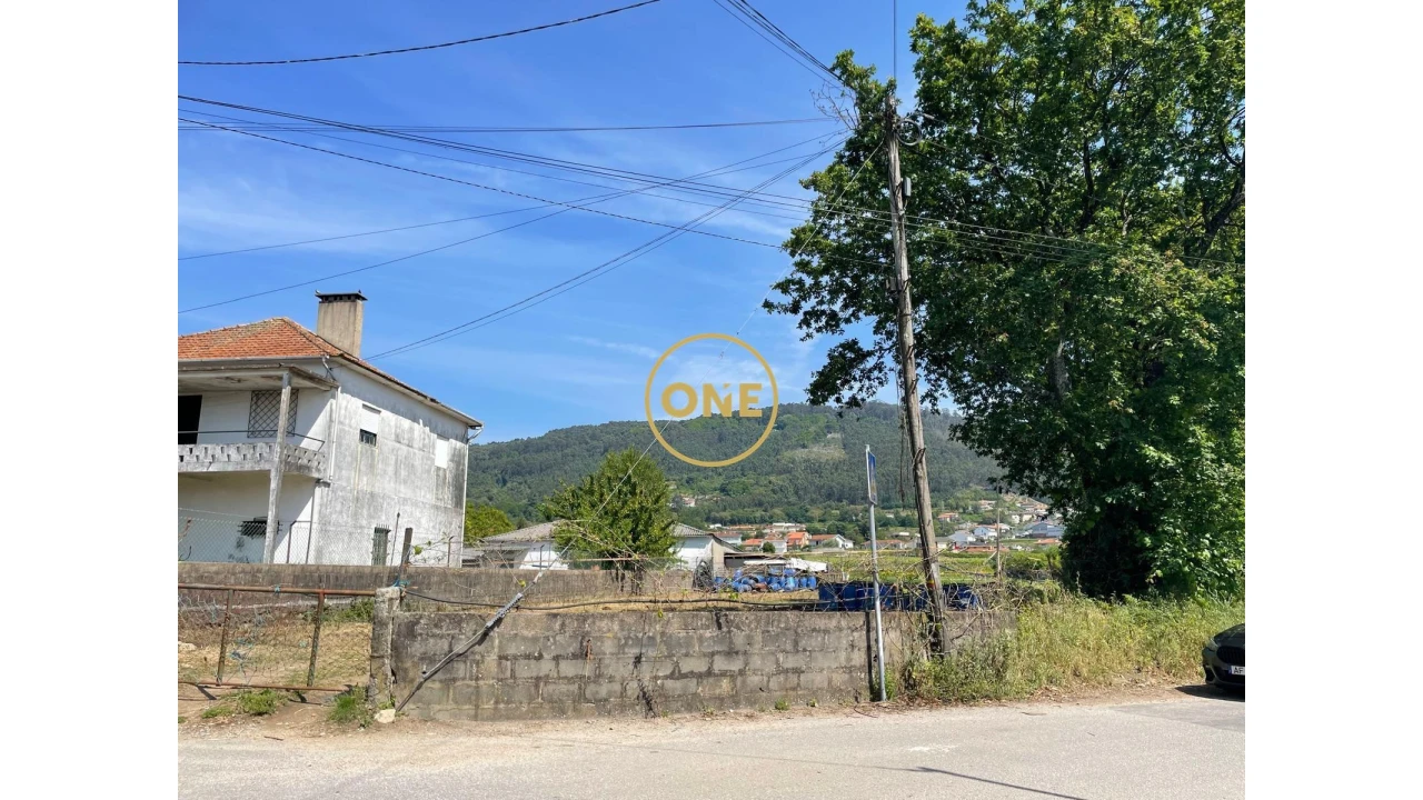Terreno para Venda em Santo Tirso, Couto (Santa Cristina e São Miguel) e Burgães Foto 3