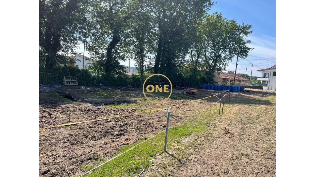 Terreno para Venda em Santo Tirso, Couto (Santa Cristina e São Miguel) e Burgães Foto 6