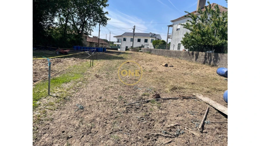 Terreno para Venda em Santo Tirso, Couto (Santa Cristina e São Miguel) e Burgães Foto 8