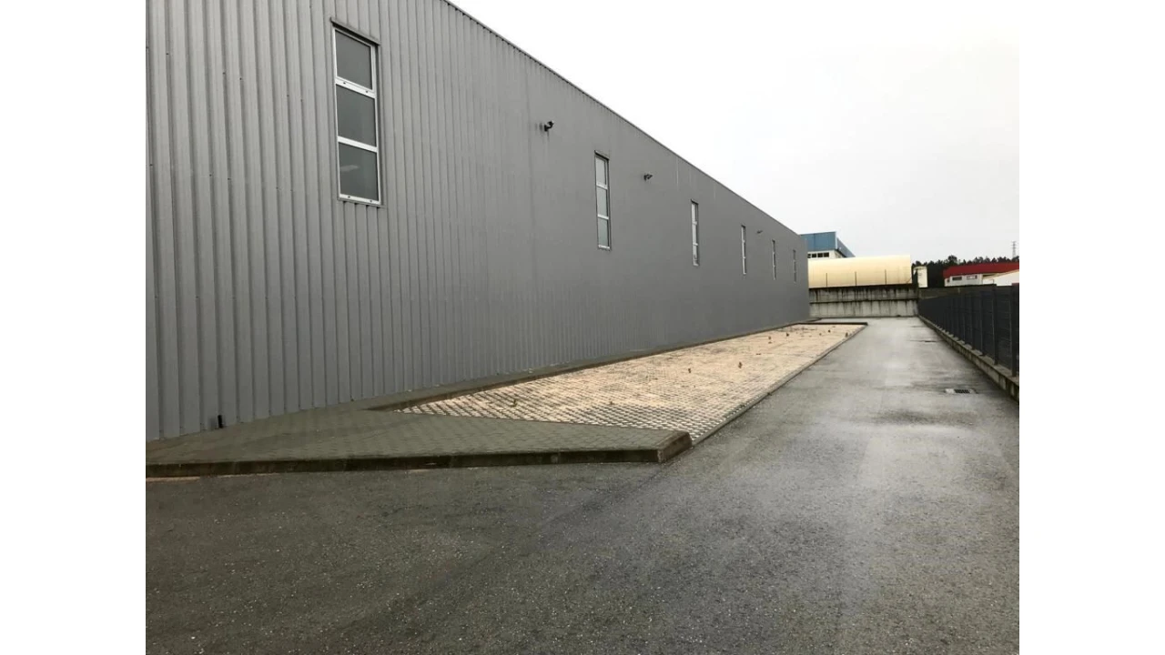 Armazém para Venda em Aljubarrota Foto 3
