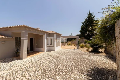 Moradia T3 para Venda em Lagoa e Carvoeiro
