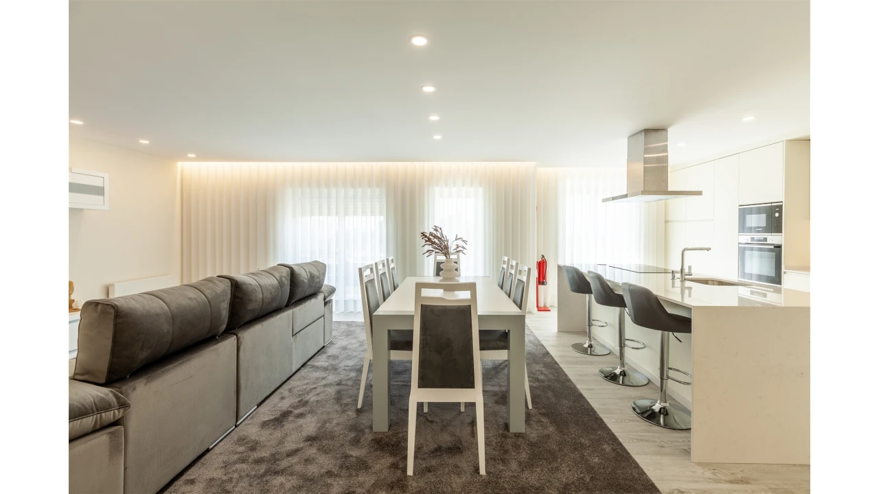 Apartamento T3 para Arrendamento férias em Apúlia e Fão Foto 26