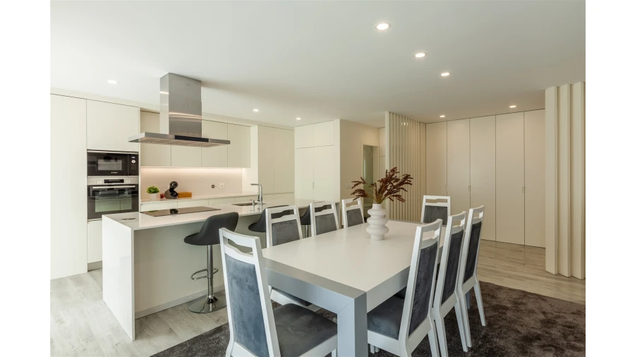 Apartamento T3 para Arrendamento férias em Apúlia e Fão Foto 32