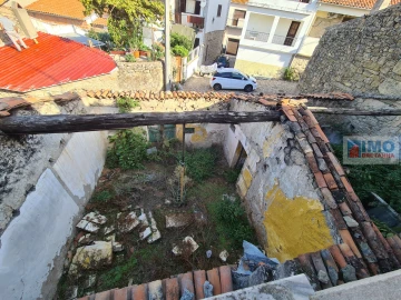 Moradia T3 para Venda em Póvoa de Rio de Moinhos e Cafede
