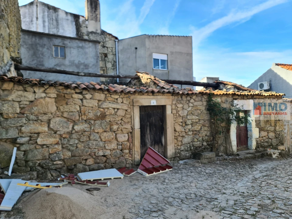 Moradia T3 para Venda em Póvoa de Rio de Moinhos e Cafede Foto 19