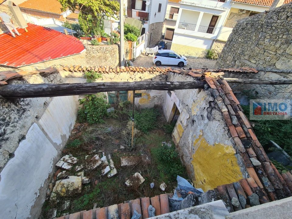 Moradia T3 para Venda em Póvoa de Rio de Moinhos e Cafede Foto 20