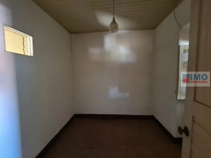 Moradia T3 para Venda em Póvoa de Rio de Moinhos e Cafede Foto 7