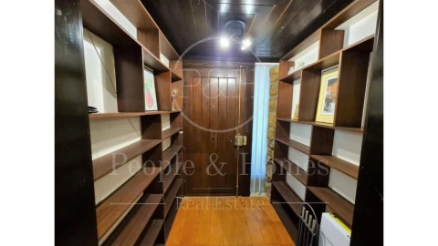 Moradia T2 para Arrendamento em Cascais e Estoril