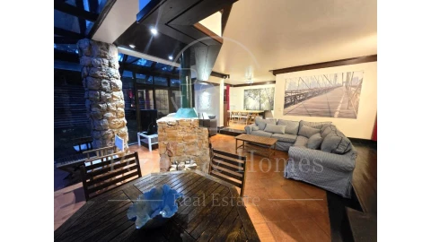 Moradia T2 para Arrendamento em Cascais e Estoril