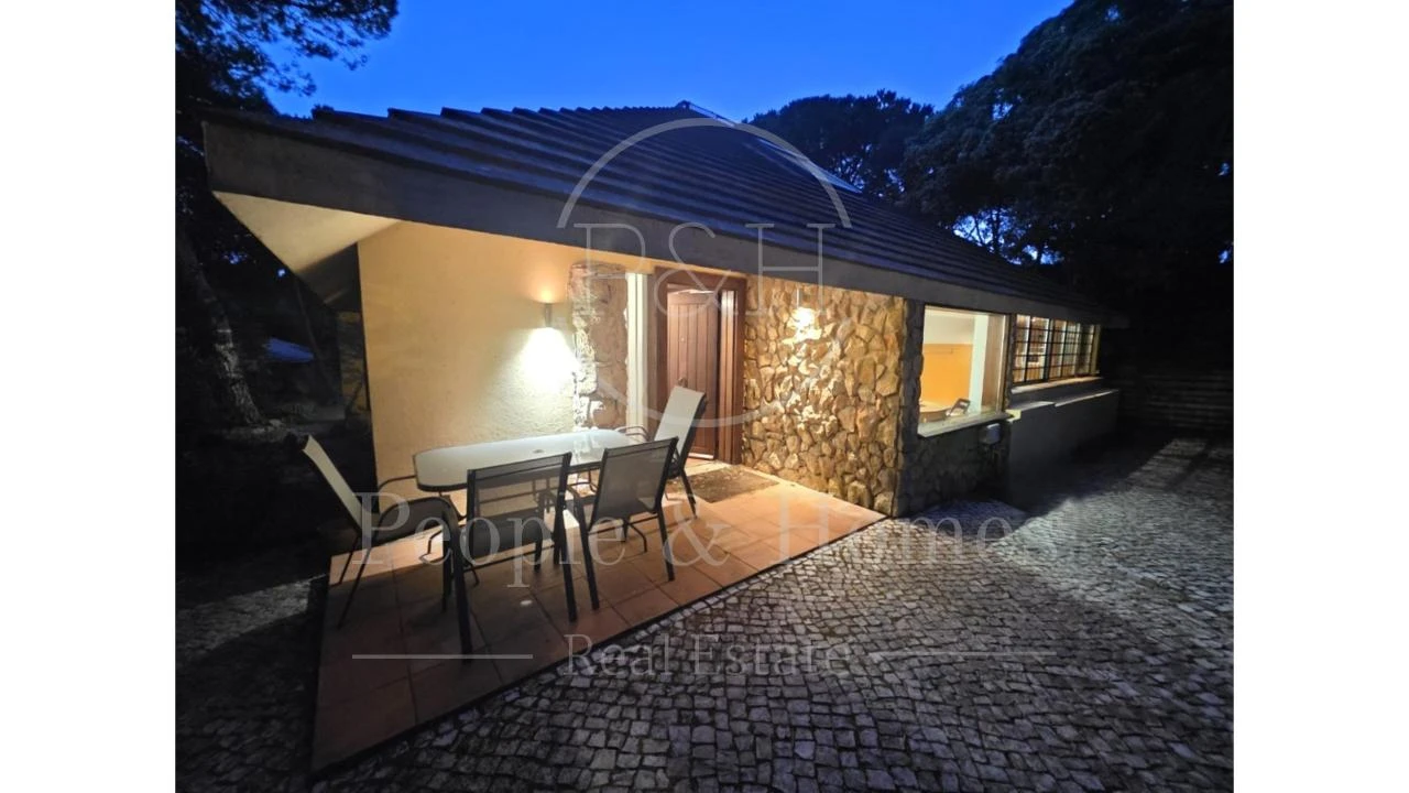 Moradia T2 para Arrendamento em Cascais e Estoril Foto 4