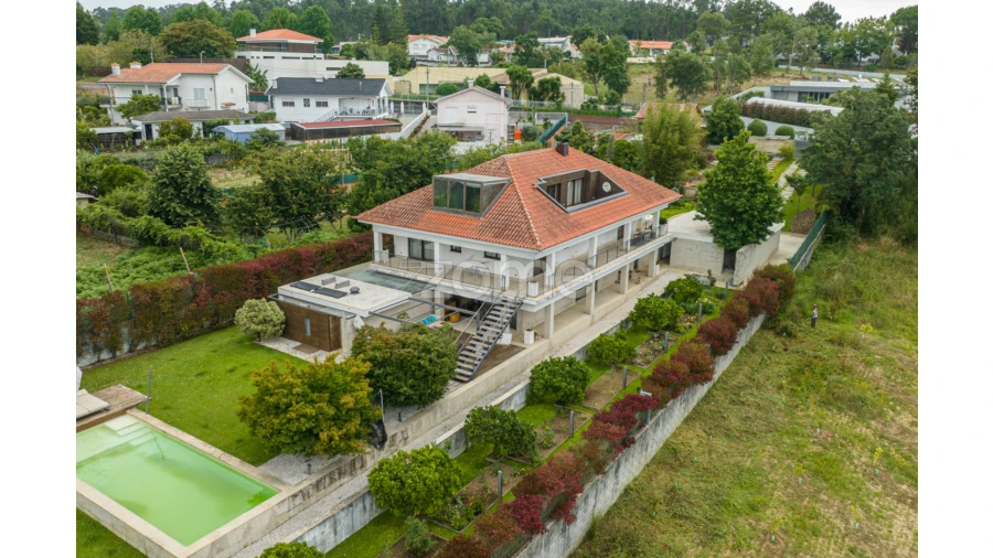 Moradia T4 para Venda em São Miguel do Souto e Mosteirô Foto 44