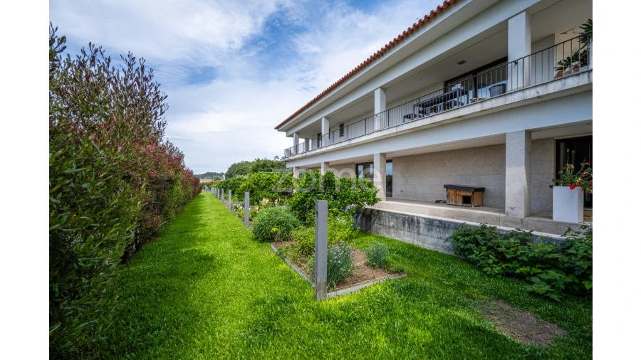 Moradia T4 para Venda em São Miguel do Souto e Mosteirô Foto 56