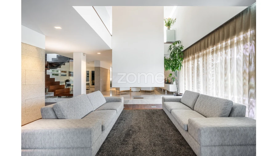 Moradia T4 para Venda em São Miguel do Souto e Mosteirô Foto 7