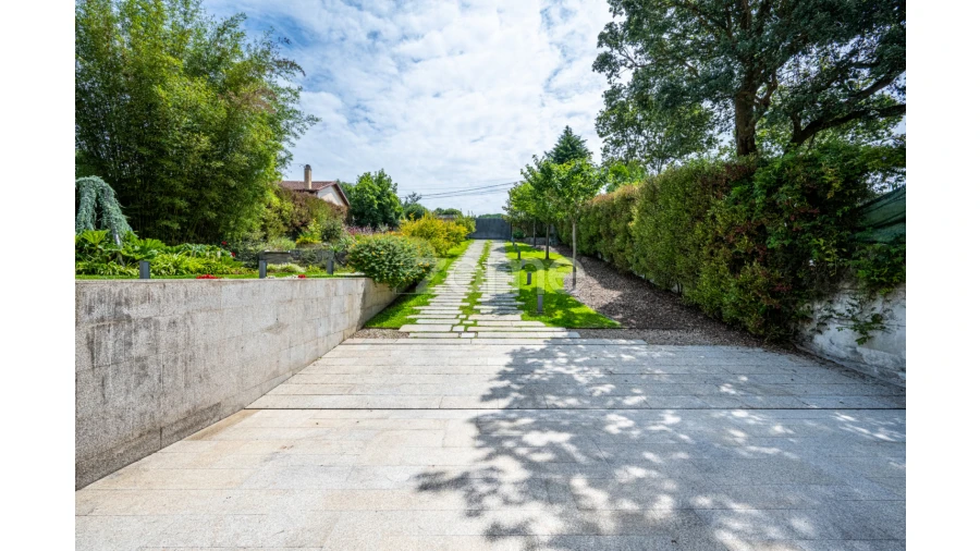 Moradia T4 para Venda em São Miguel do Souto e Mosteirô Foto 37