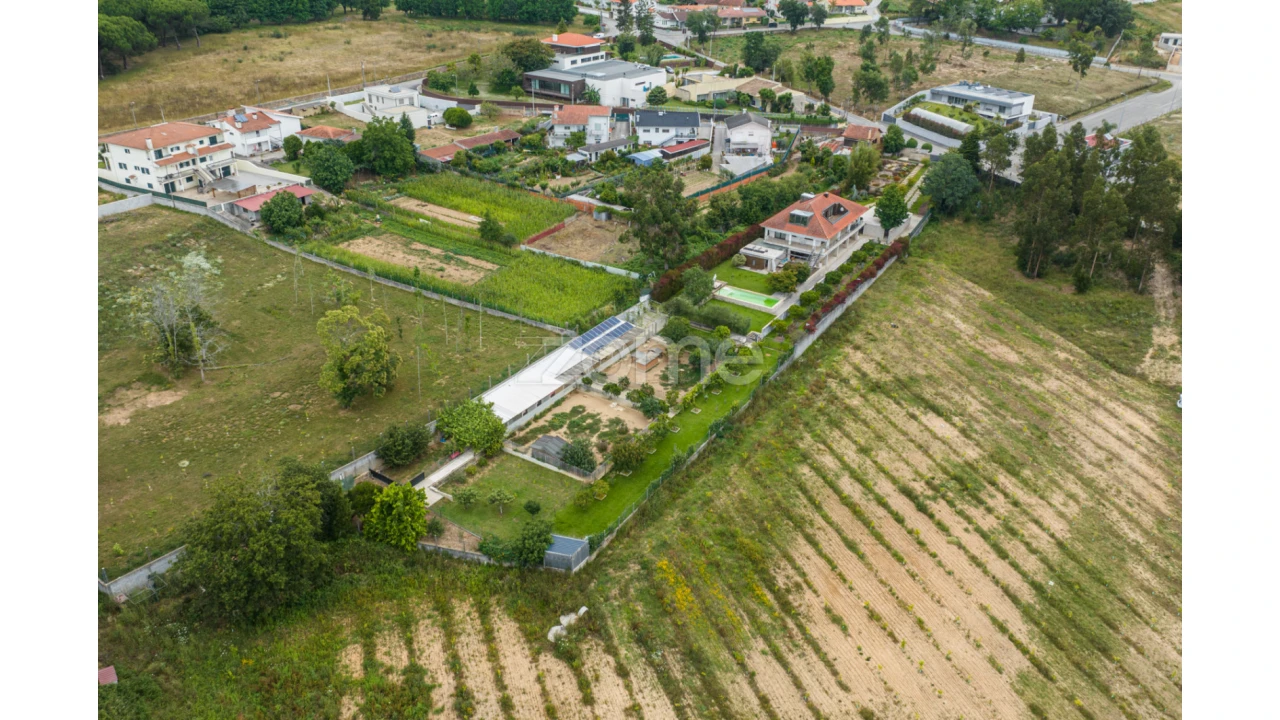 Moradia T4 para Venda em São Miguel do Souto e Mosteirô Foto 49