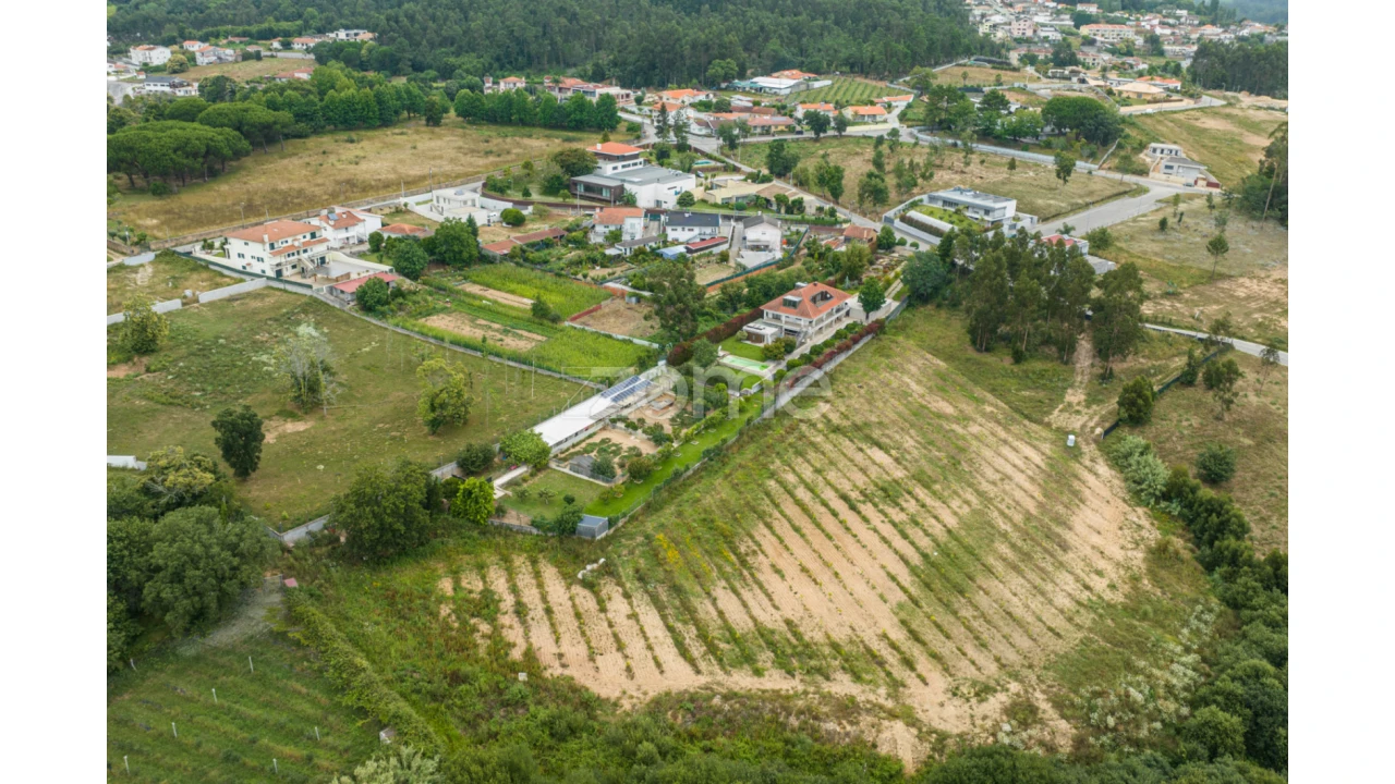 Moradia T4 para Venda em São Miguel do Souto e Mosteirô Foto 50