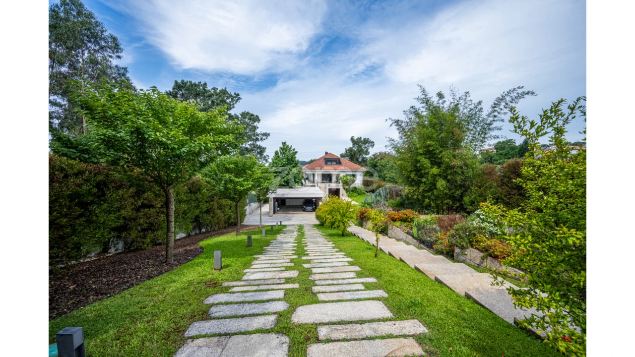 Moradia T4 para Venda em São Miguel do Souto e Mosteirô Foto 53