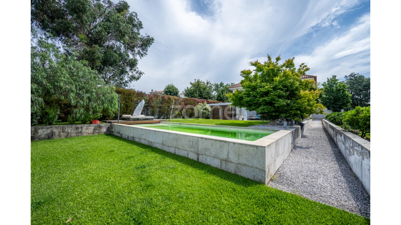 Moradia T4 para Venda em São Miguel do Souto e Mosteirô Foto 59