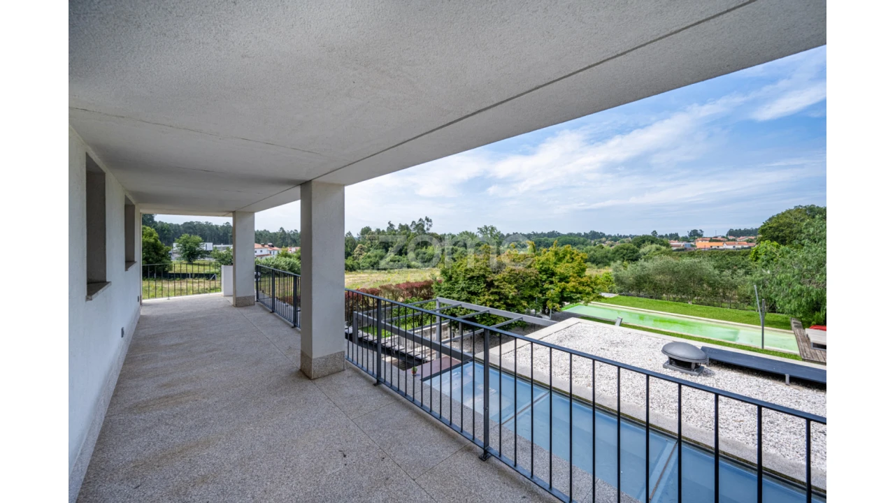 Moradia T4 para Venda em São Miguel do Souto e Mosteirô Foto 20