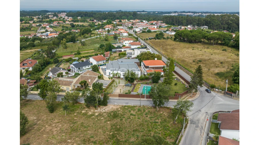 Moradia T10 para Venda em São Miguel do Souto e Mosteirô Foto 51