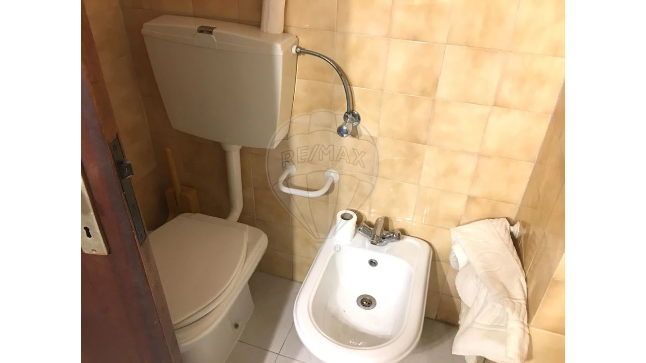 Apartamento T2 para Venda em Albufeira e Olhos de Água Foto 16