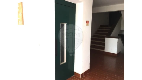 Apartamento T2 para Venda em Albufeira e Olhos de Água