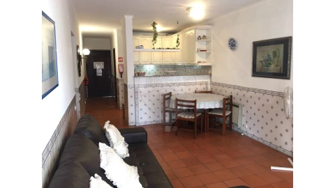 Apartamento T2 para Venda em Albufeira e Olhos de Água