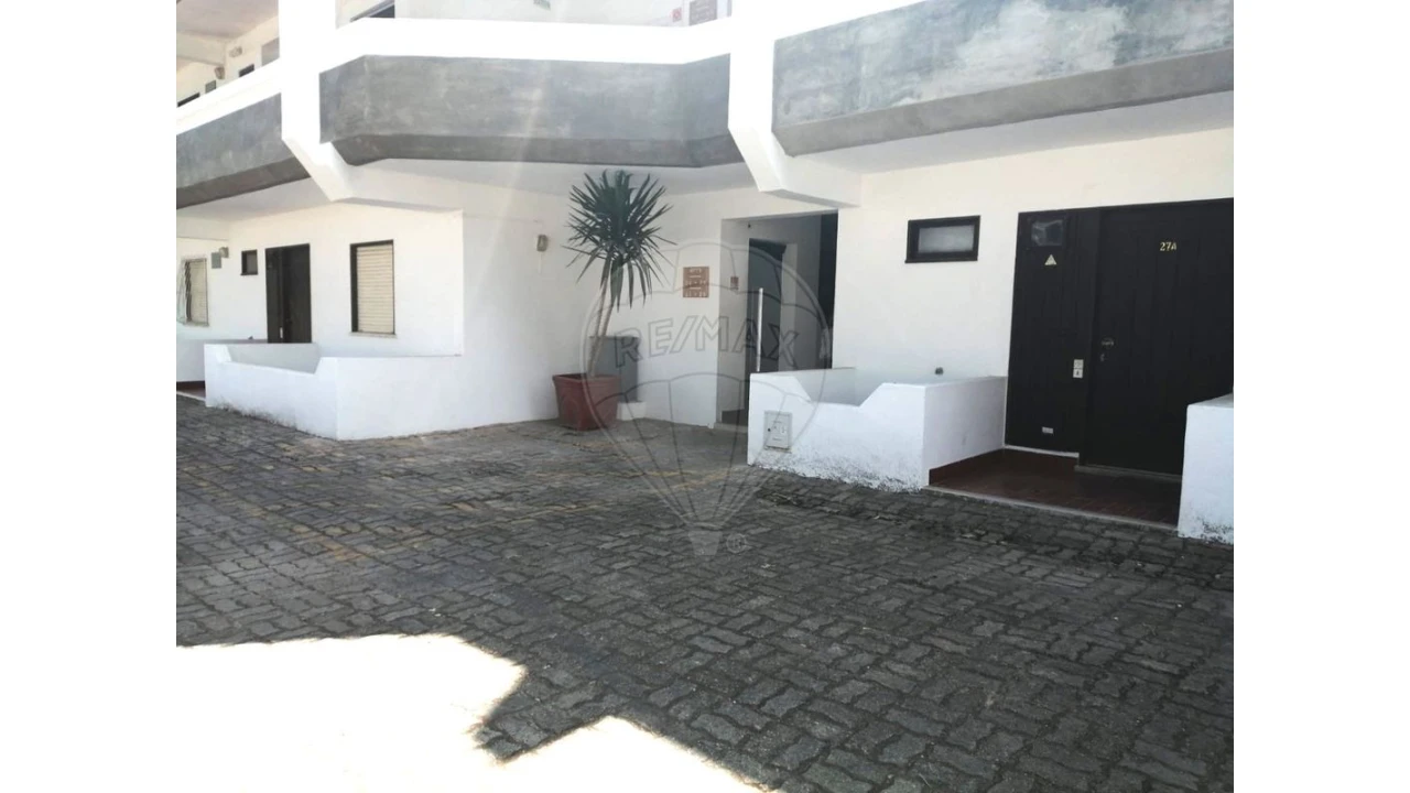 Apartamento T2 para Venda em Albufeira e Olhos de Água Foto 32
