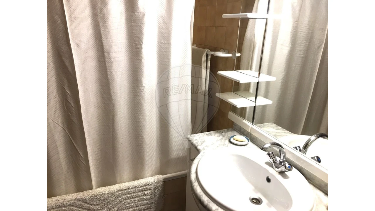 Apartamento T2 para Venda em Albufeira e Olhos de Água Foto 15