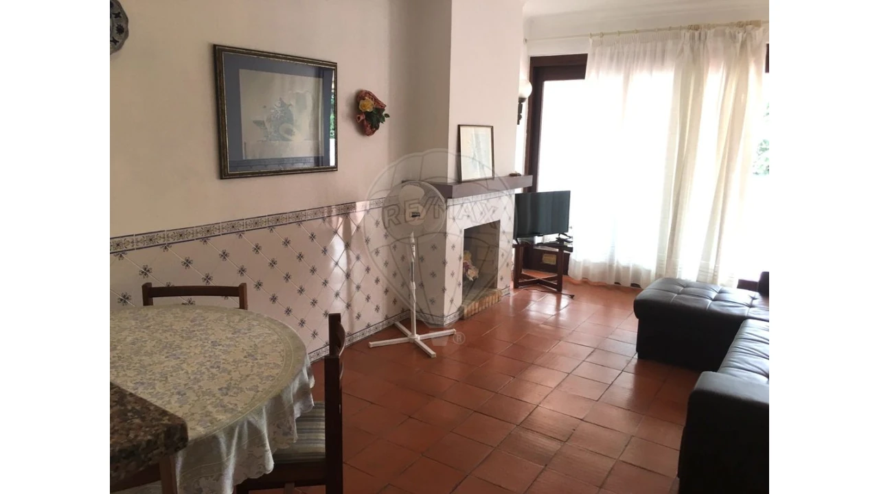Apartamento T2 para Venda em Albufeira e Olhos de Água Foto 7