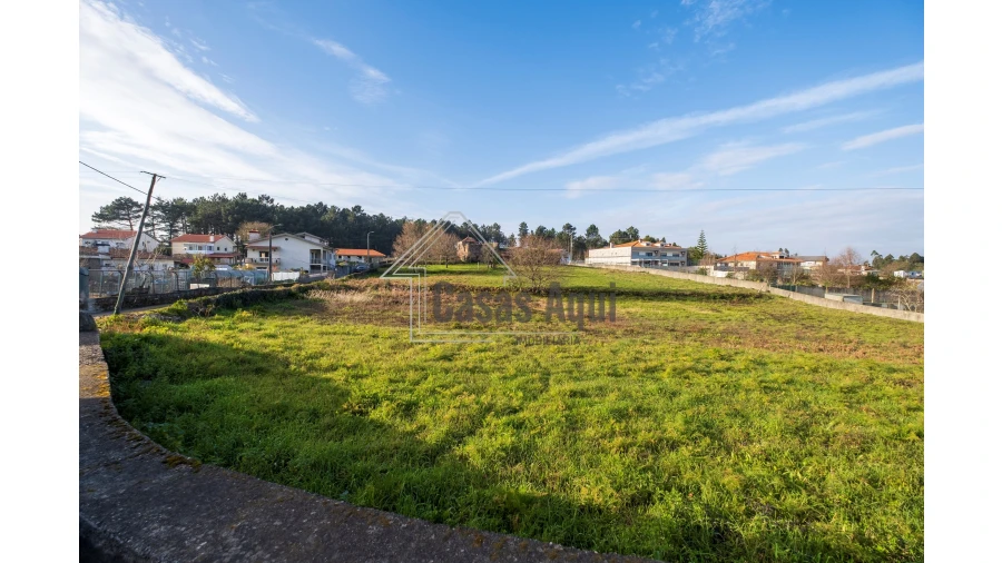 Terreno para Venda em Santo Tirso, Couto (Santa Cristina e São Miguel) e Burgães Foto 1