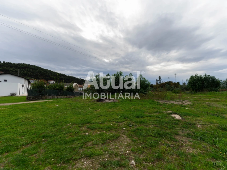 Terreno para Venda em Vilarinho Foto 22