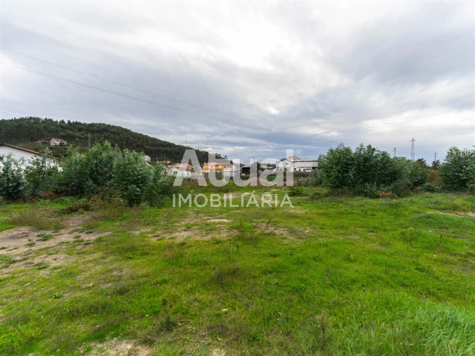 Terreno para Venda em Vilarinho Foto 24