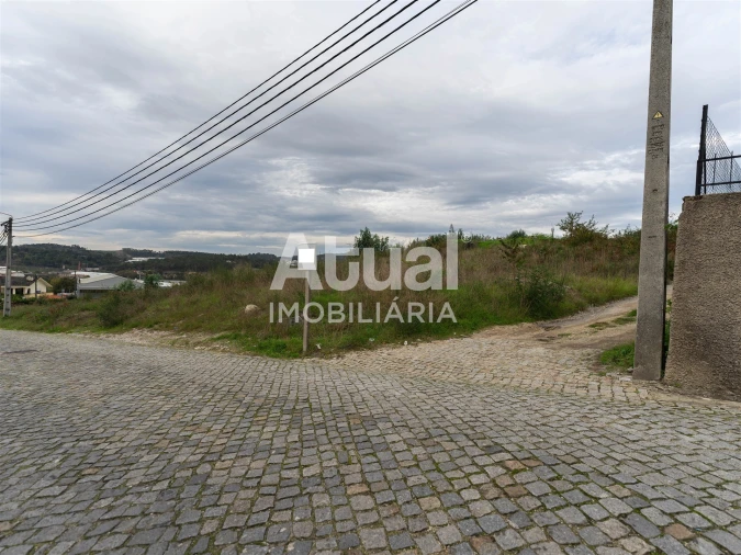 Terreno para Venda em Vilarinho Foto 19