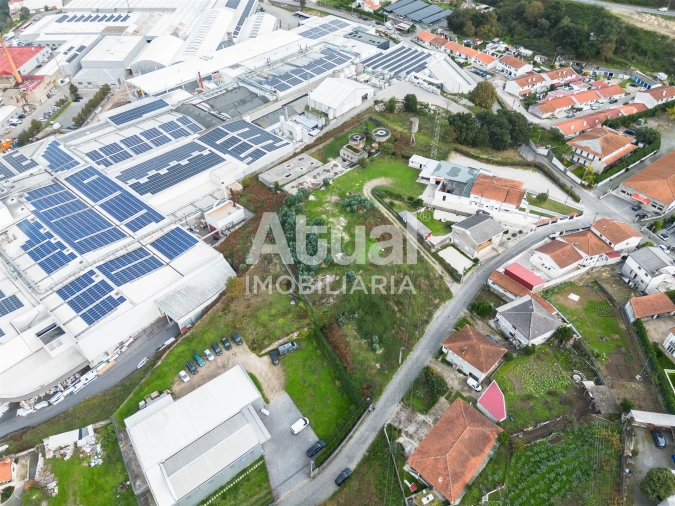 Terreno para Venda em Vilarinho Foto 8