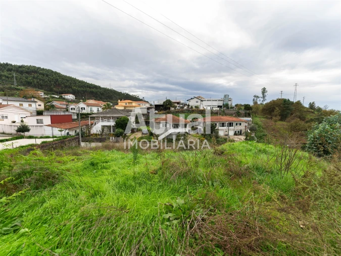 Terreno para Venda em Vilarinho Foto 29